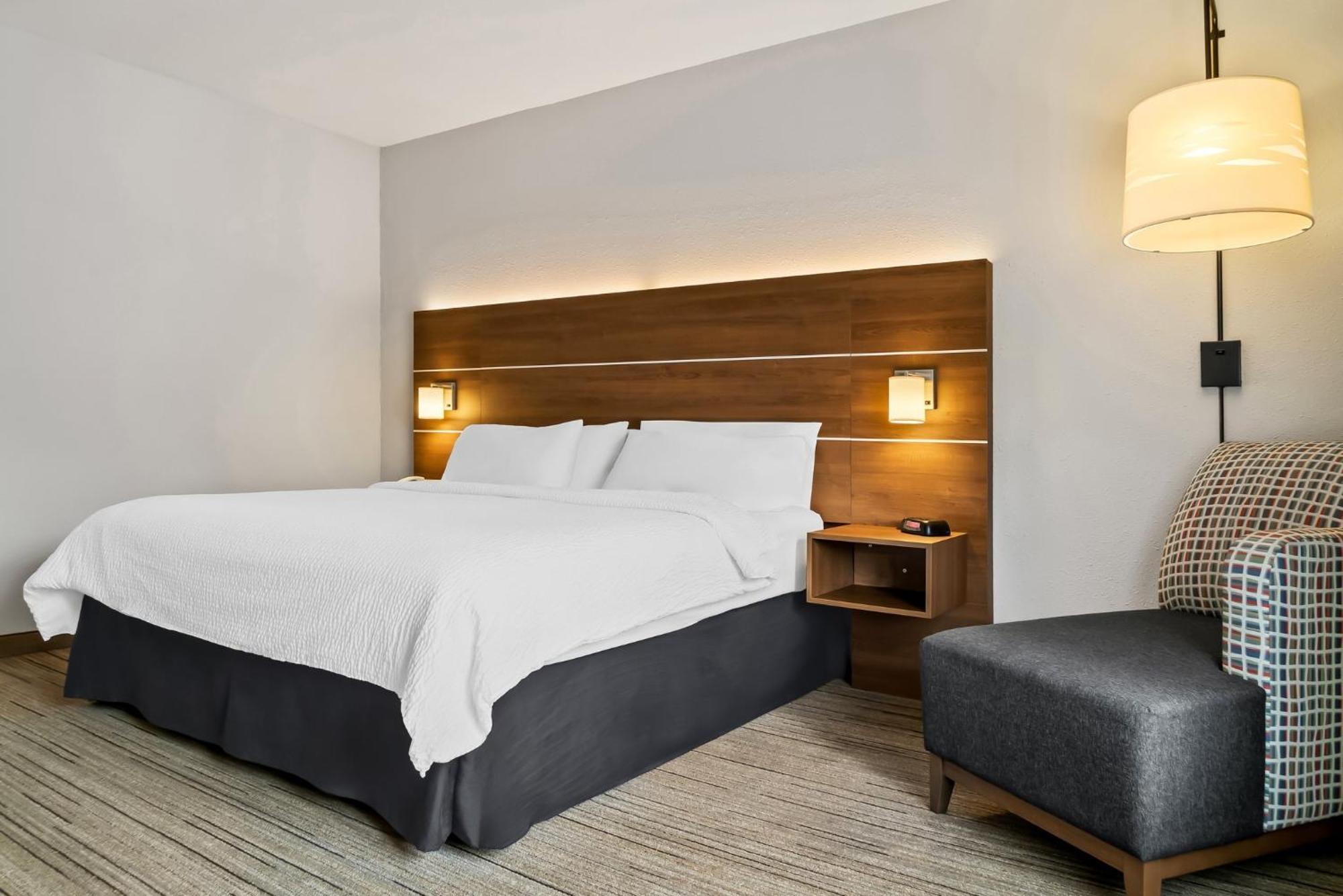 Holiday Inn Express Hotel & Suites Marion By Ihg Exteriér fotografie