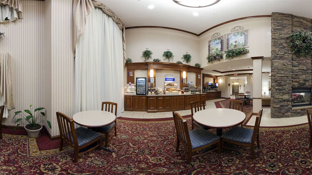 Holiday Inn Express Hotel & Suites Marion By Ihg Exteriér fotografie