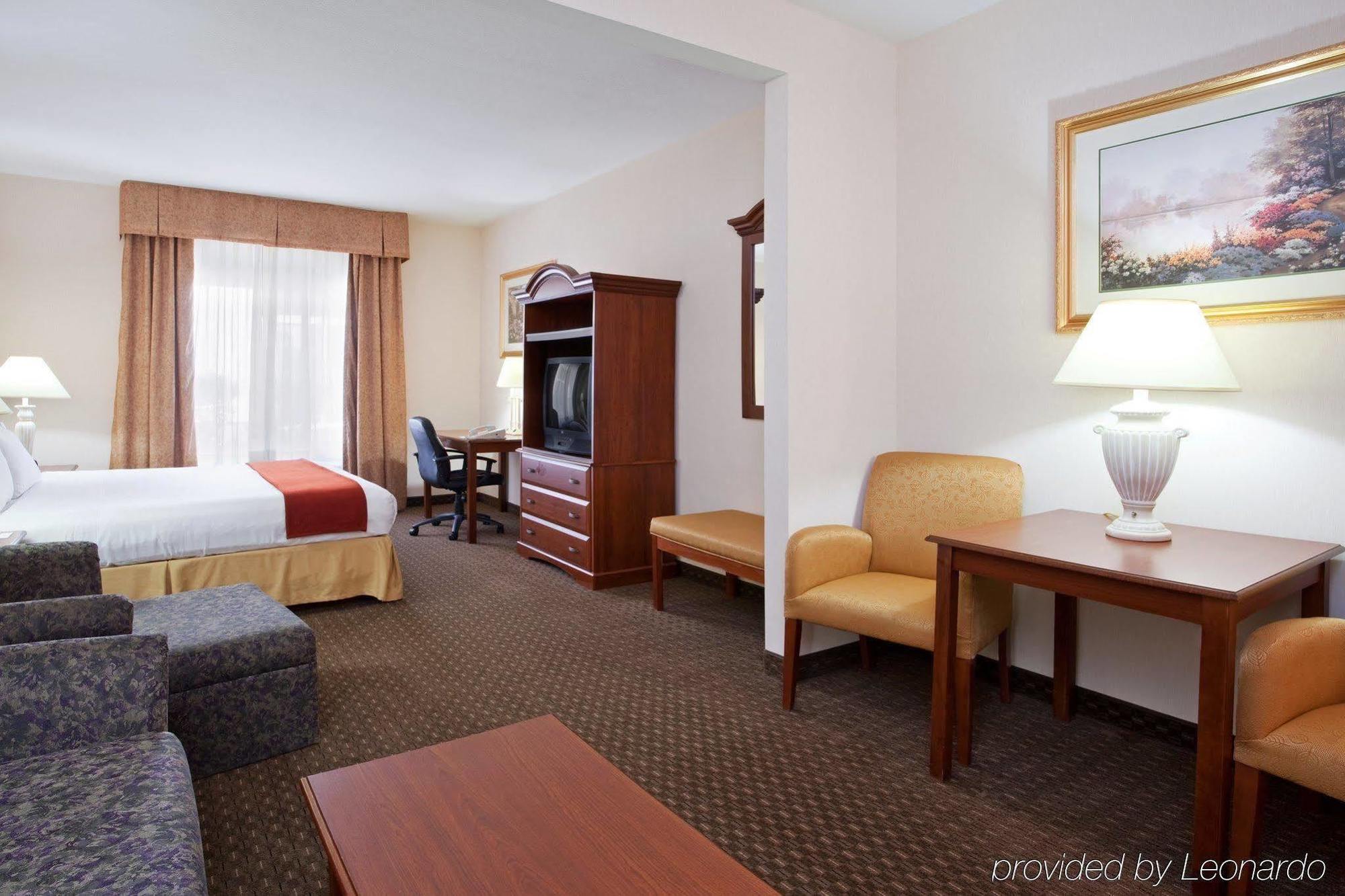 Holiday Inn Express Hotel & Suites Marion By Ihg Exteriér fotografie