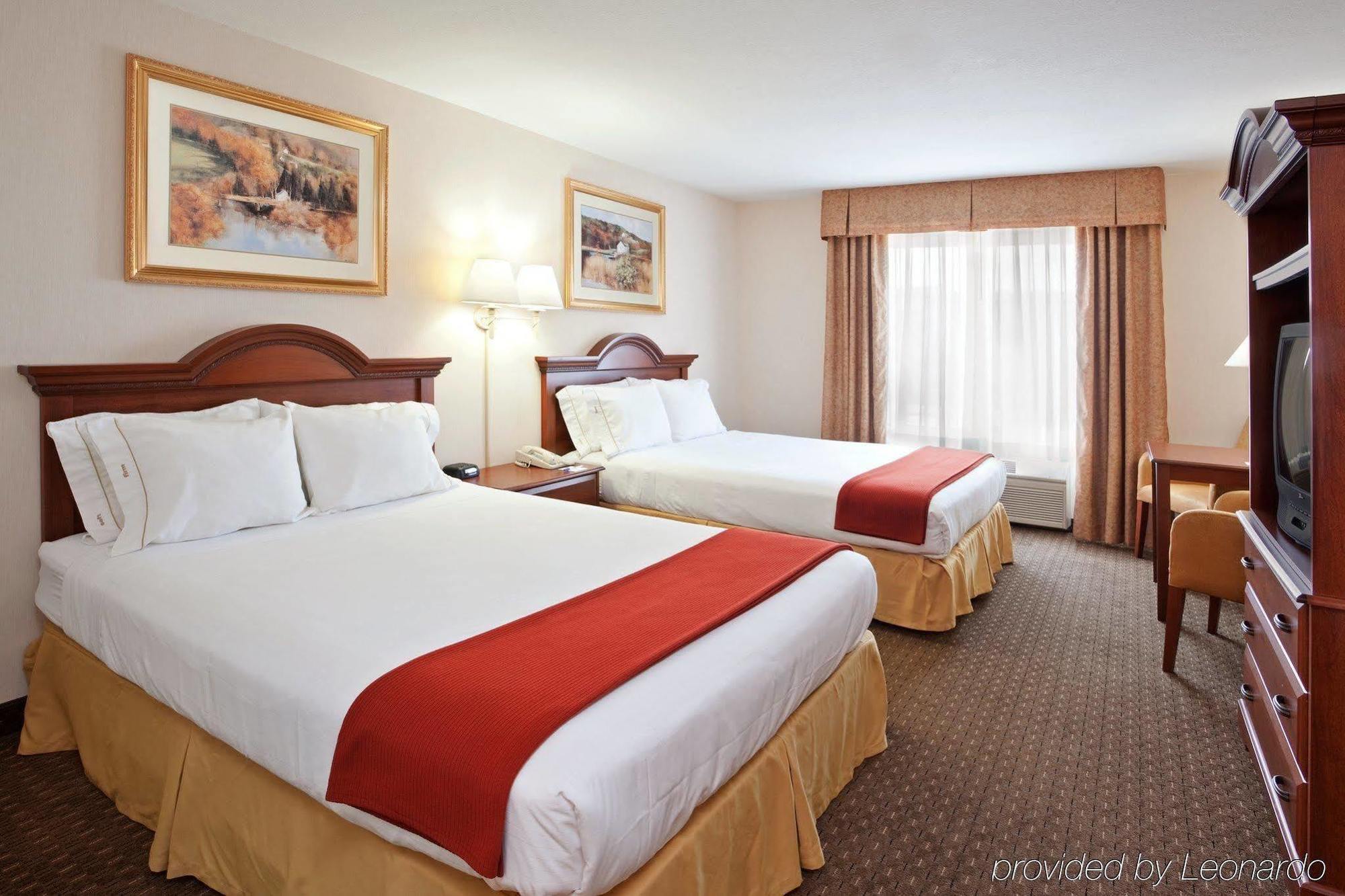 Holiday Inn Express Hotel & Suites Marion By Ihg Exteriér fotografie