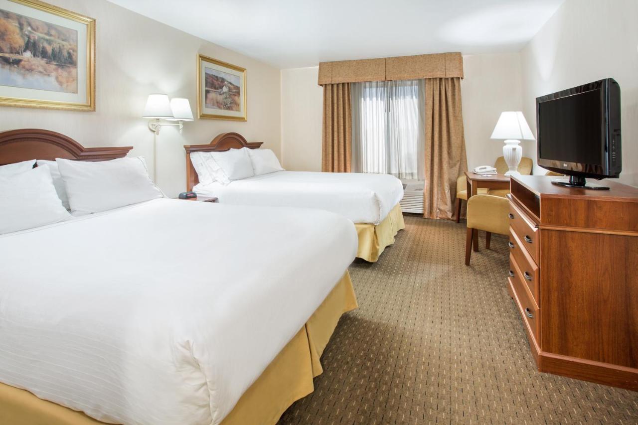 Holiday Inn Express Hotel & Suites Marion By Ihg Exteriér fotografie